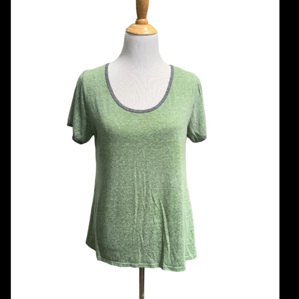Lularoe Classic t Green vintage M